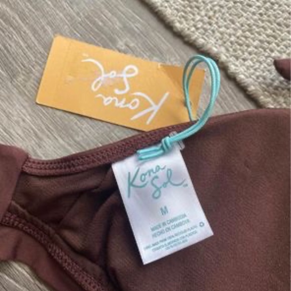 Brown bikini top - Picture 2 of 3